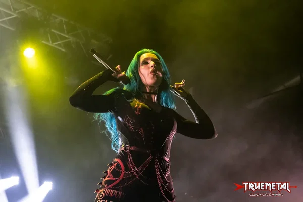 Arch Enemy-2
