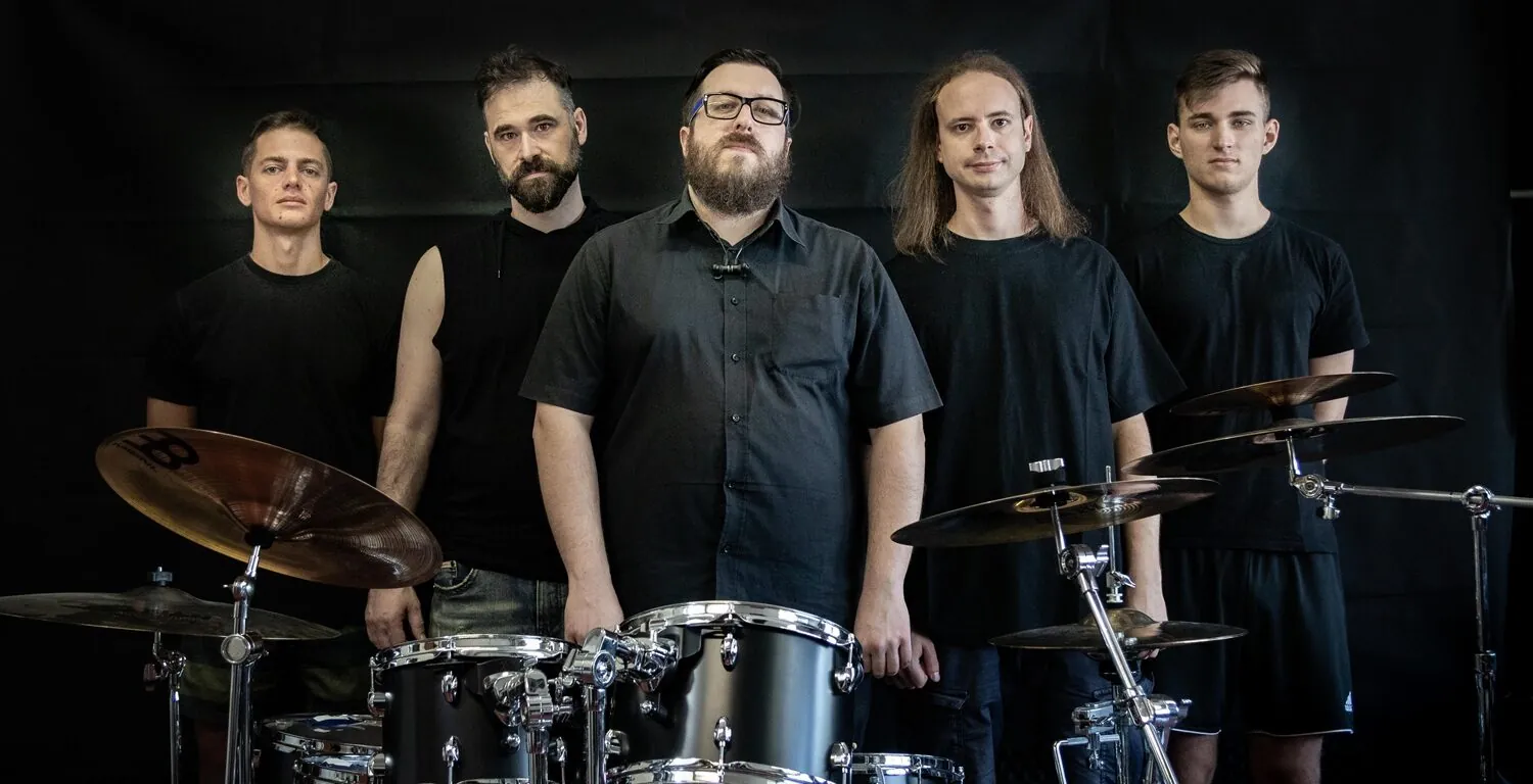 Bloodfield: il lyric video di "Solitude Part 1"