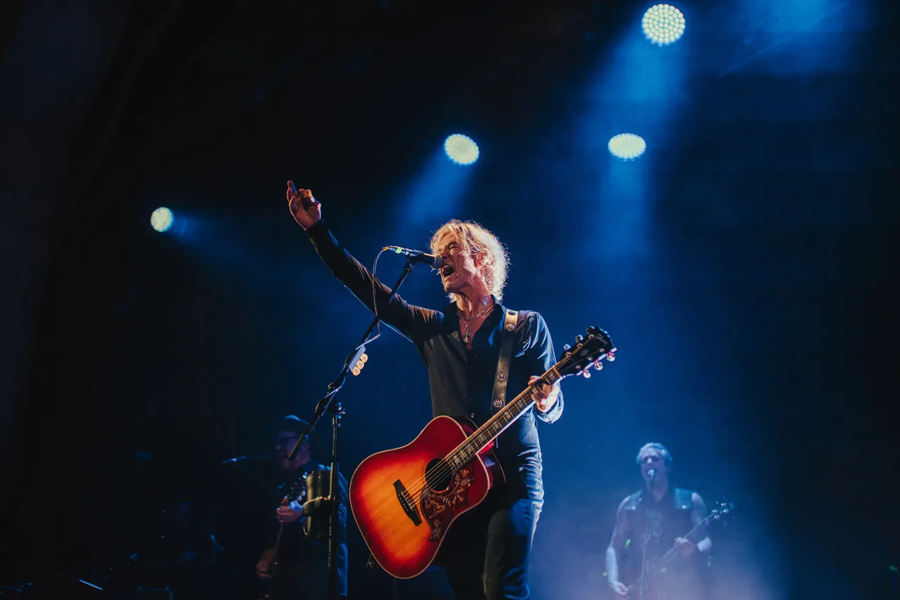 Duff McKagan: online "Holy Water/I Wanna Be Your Dog", il nuovo singolo estratto dal live album "Lighthouse: Live from London"