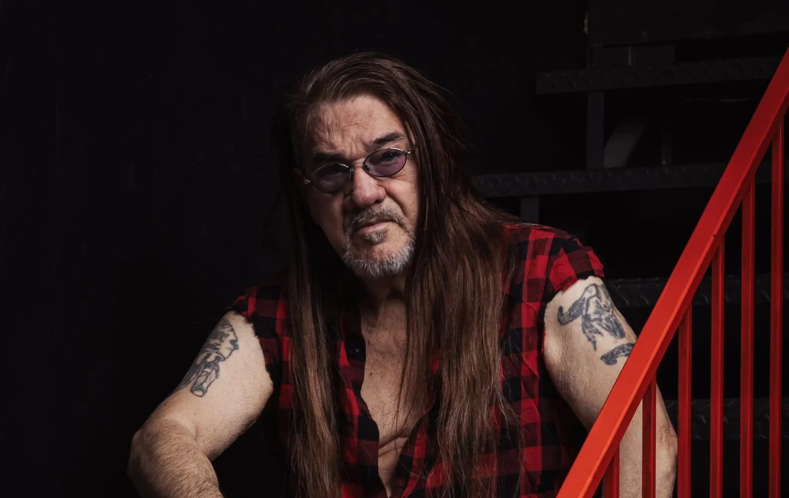 Pino Scotto: guarda il video del nuovo singolo "Phantom Humanity"
