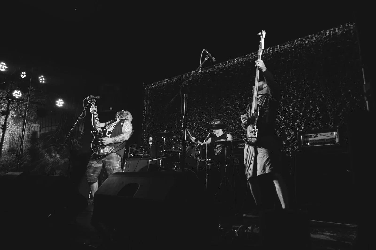 Stone Nomads: guarda "Desolate Sands", il nuovo video