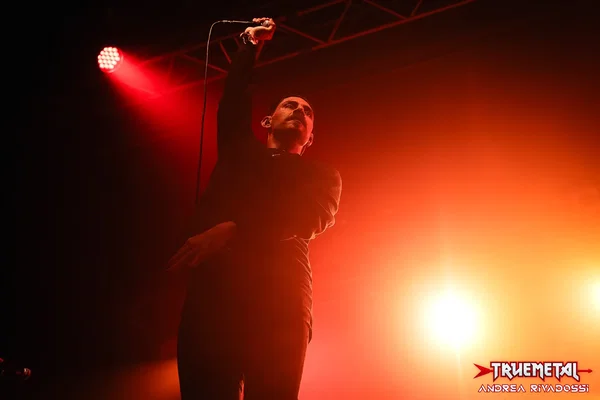 20251106 - liveclub - death mask (1)