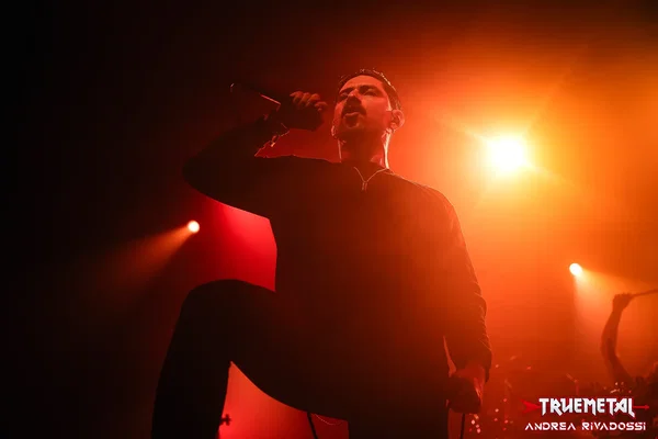 20251106 - liveclub - death mask (2)