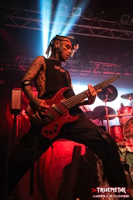 20251106 - liveclub - death mask (3)