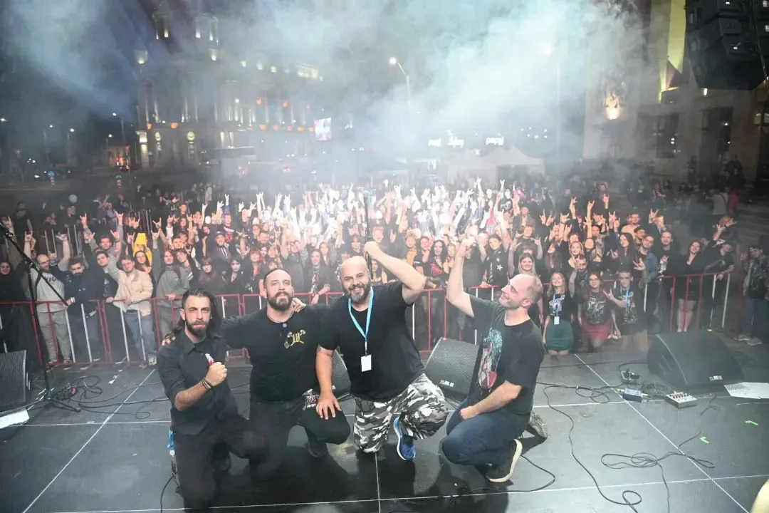 AmongRuins : nuovo video “Red Divine”