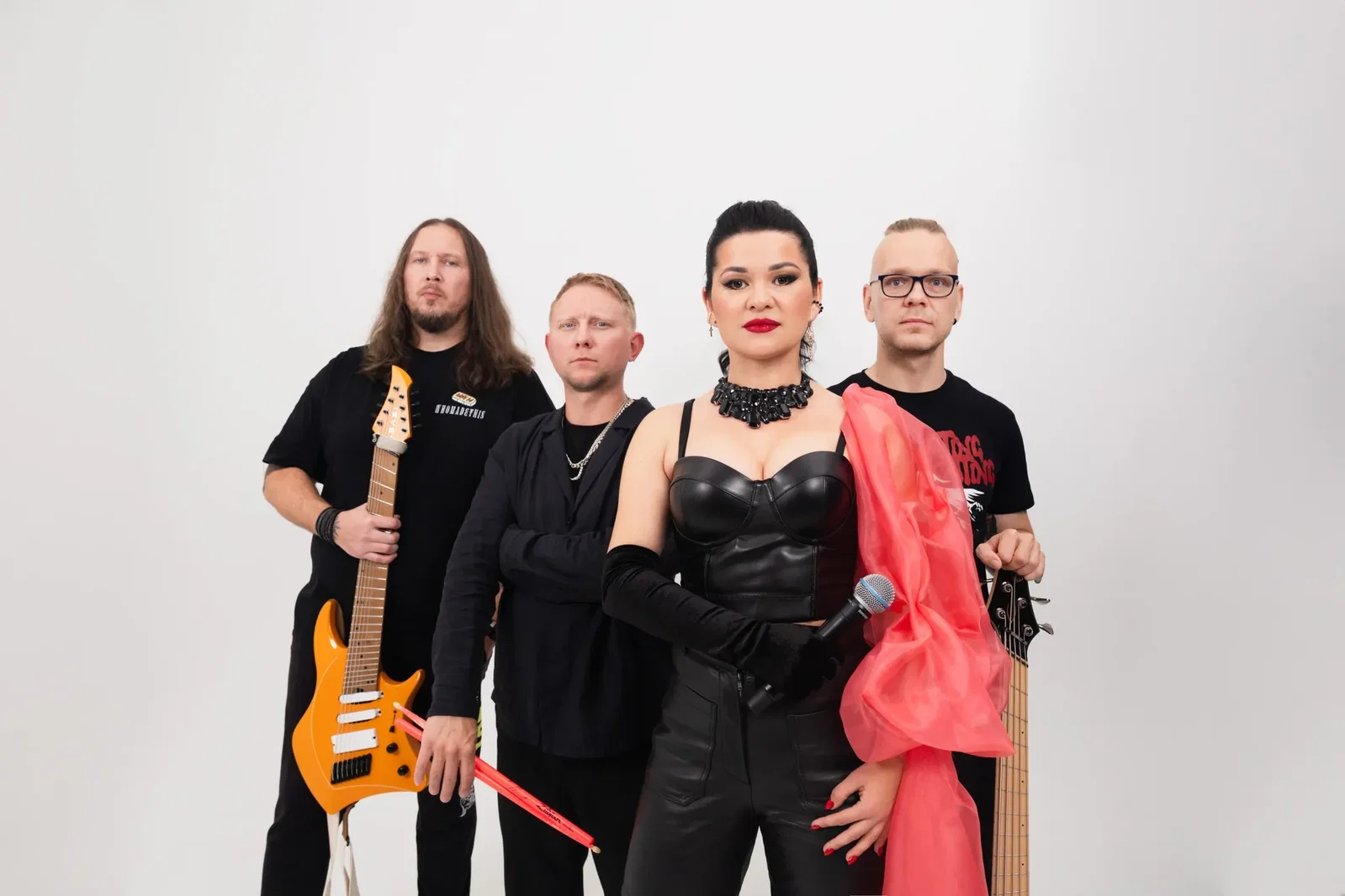 Guiltera: presentato il nuovo singolo "Far Away" dal prossimo album "They"