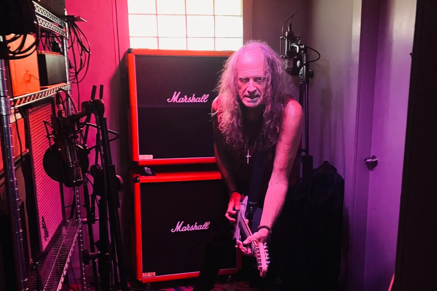 Joe Hasselvander: entra nel roster di Wanikiya Record/Promotion per il lancio del nuovo album