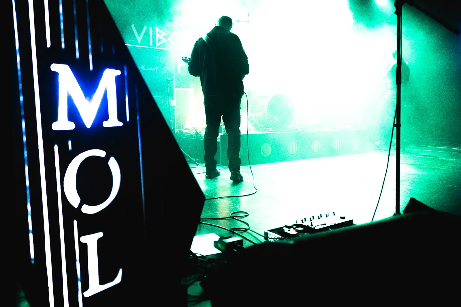 MØL: il video del nuovo singolo "Young" dal prossimo album "Dreamcrush"