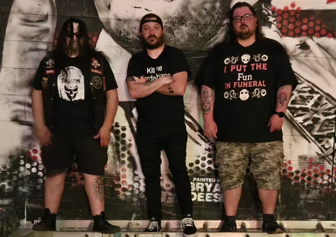 Embering Effigy:  album di debutto “Out of the Woods”