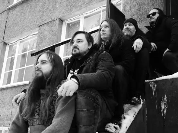 Dust Orchard: pubblicato il nuovo singolo "Hours in the Void"