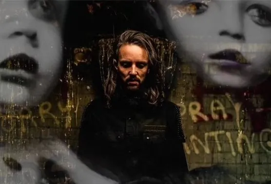 Hook & Lace: primo singolo dal nuovo album "Unblossoming"
