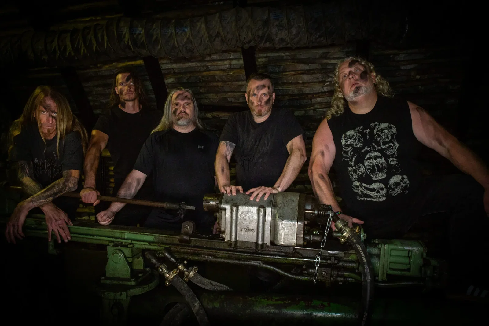 Resurrected: pubblicato oggi il nuovo album "Perpetual"