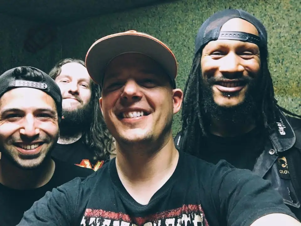 Armed For Apocalypse: annunciato il nuovo disco "The Earth Is Breathing Beneath Me"