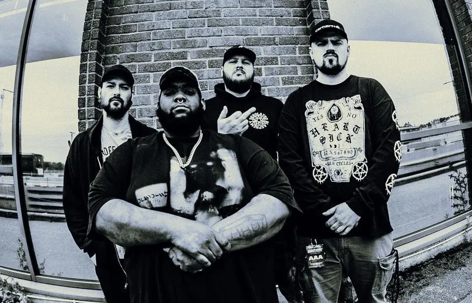 Filth: nuovo singolo e video "Outta Pocket"