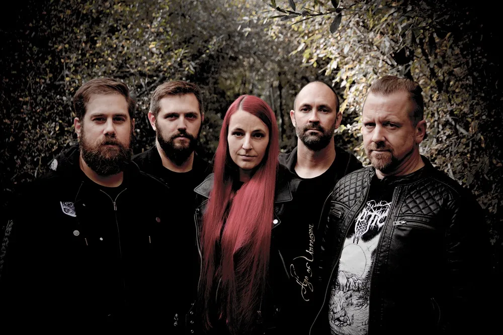 Funeral Pile: il lyric video di "Summoning"