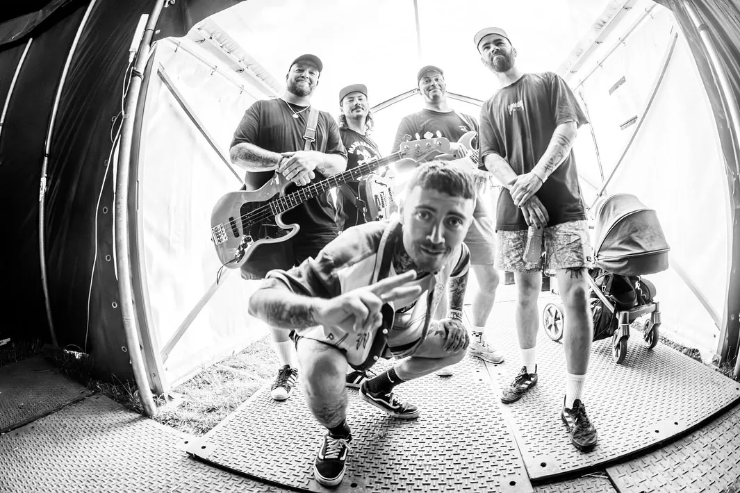 Last Hounds: due appuntamenti in Italia