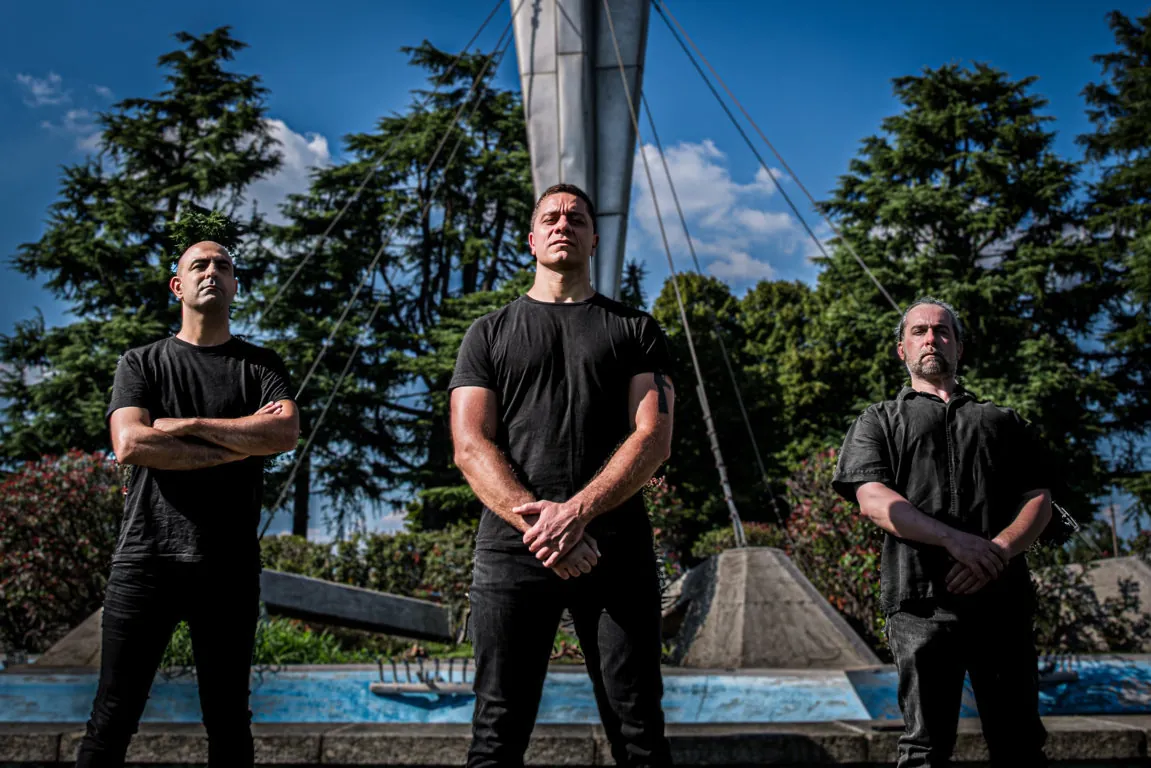 Magnitudo: in arrivo il nuovo LP "M A T E R I A L I S M"