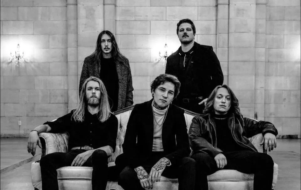 Midwinter: nuovo singolo e video "Champagne"
