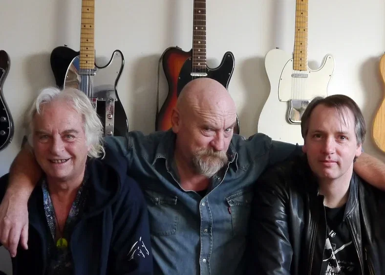 Vardis: annunciata la pubblicazione rimasterizzata dell'album d'archivio "100 M.P.H. '79"