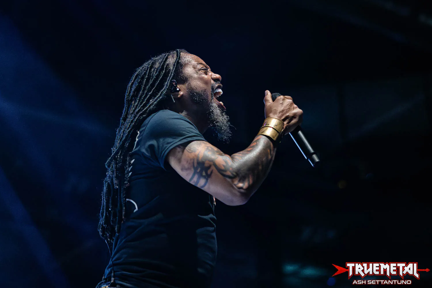 Sevendust: pubblicato il video del brano "Threshold" tratto dal nuovo album "One"