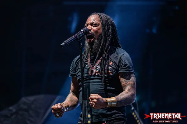 Sevendust (4)