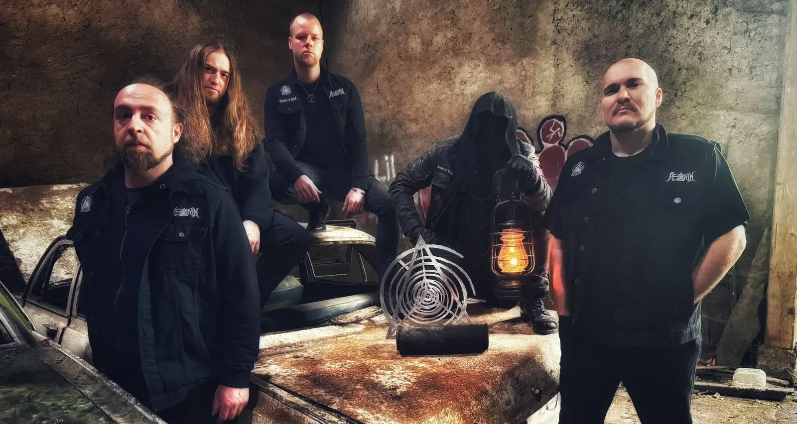 Æonik: il lyric video di "Where the Light Fades to Ash" dal nuovo LP "The Roamer of Heaven and Hell"