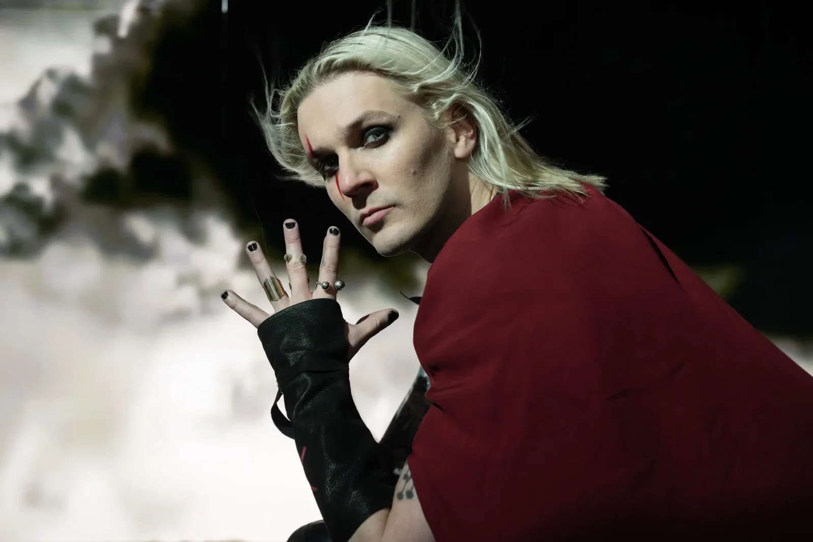 Hokka: il video di "Blackbird" dal debut album "Via Miseria IV"