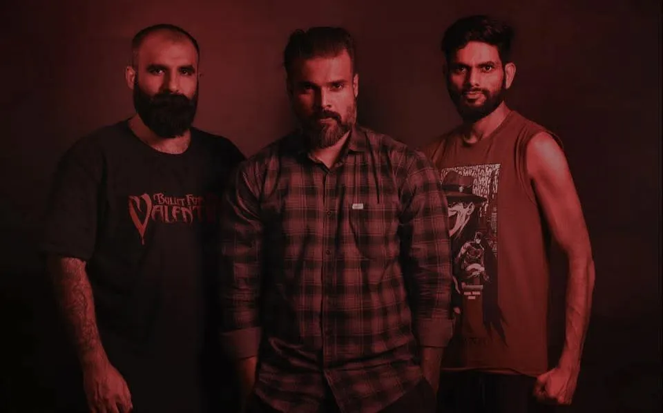 Eternal Returns: pubblicato il loro nuovo video "Salver the Fray"