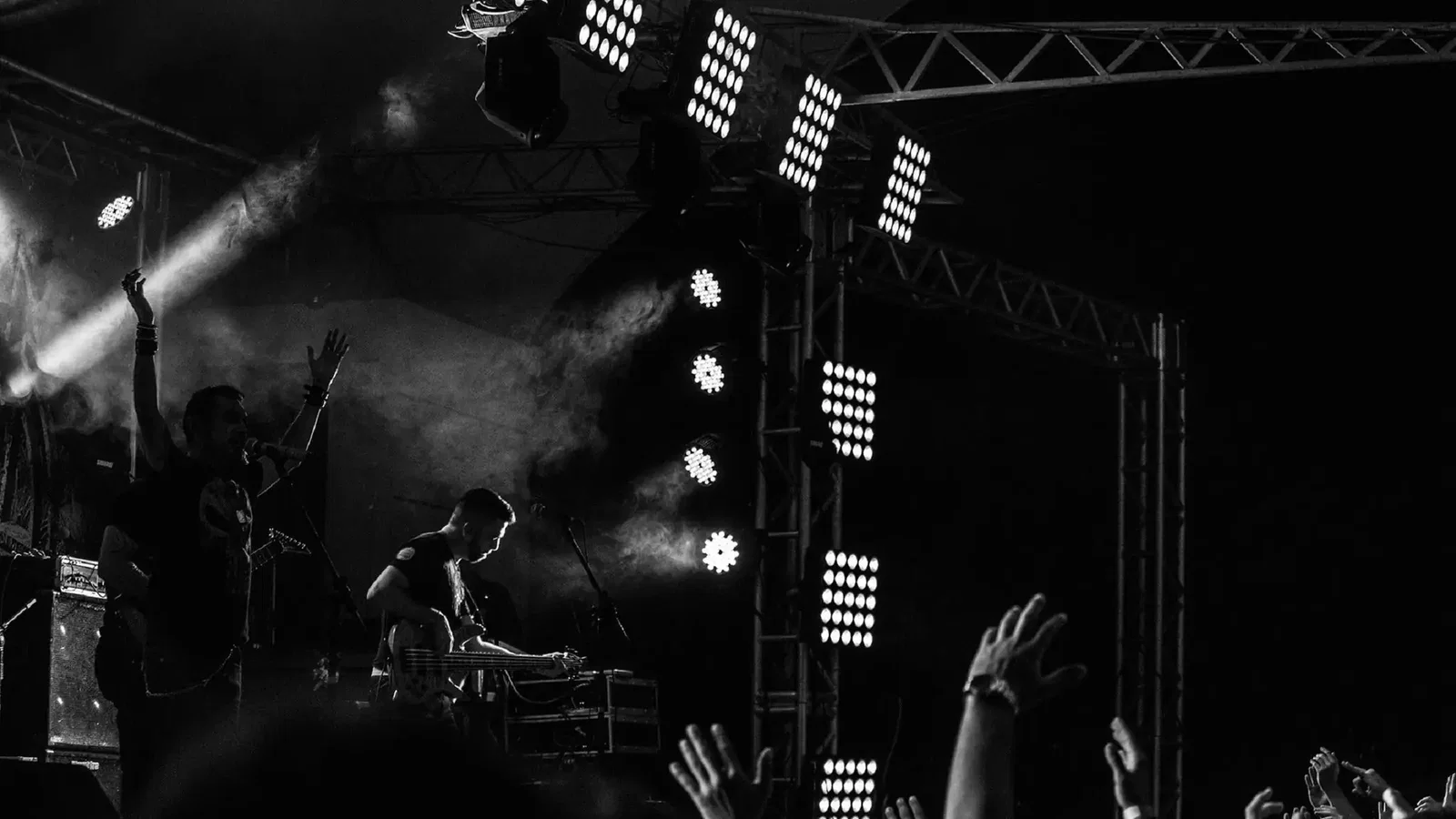 Forsaken Profits: il singolo "Knives" tratto dal nuovo LP "Road Rash"