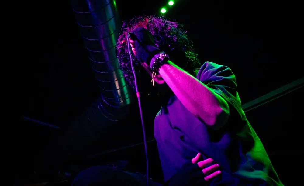 To The Silence: online il nuovo singolo "Walls Around"