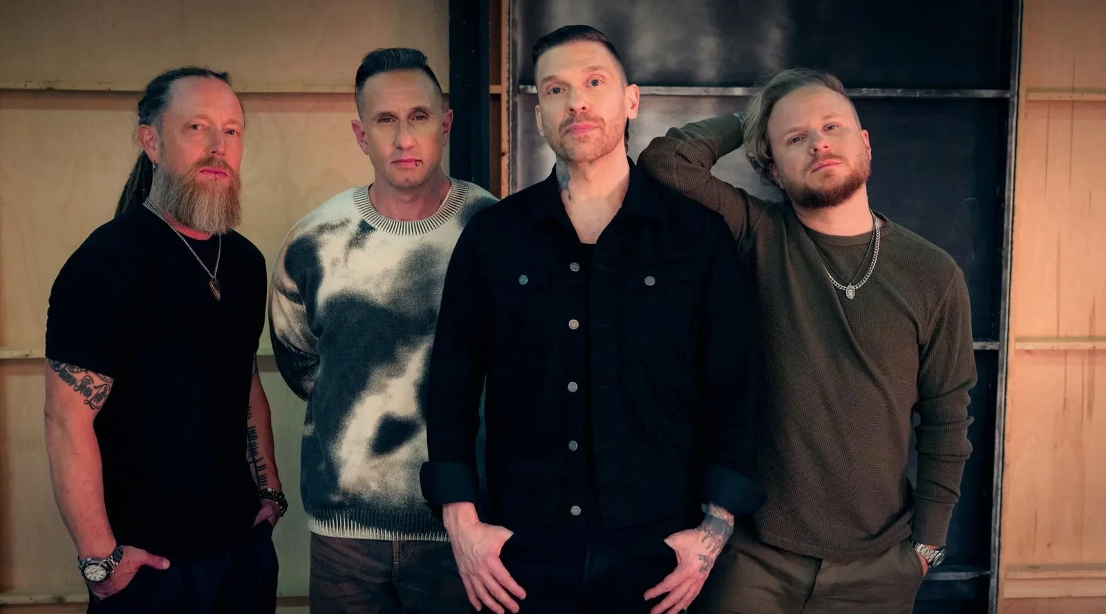 Shinedown: presentato il video musicale di “Young Again” tratto dal nuovo album "EI8HT"