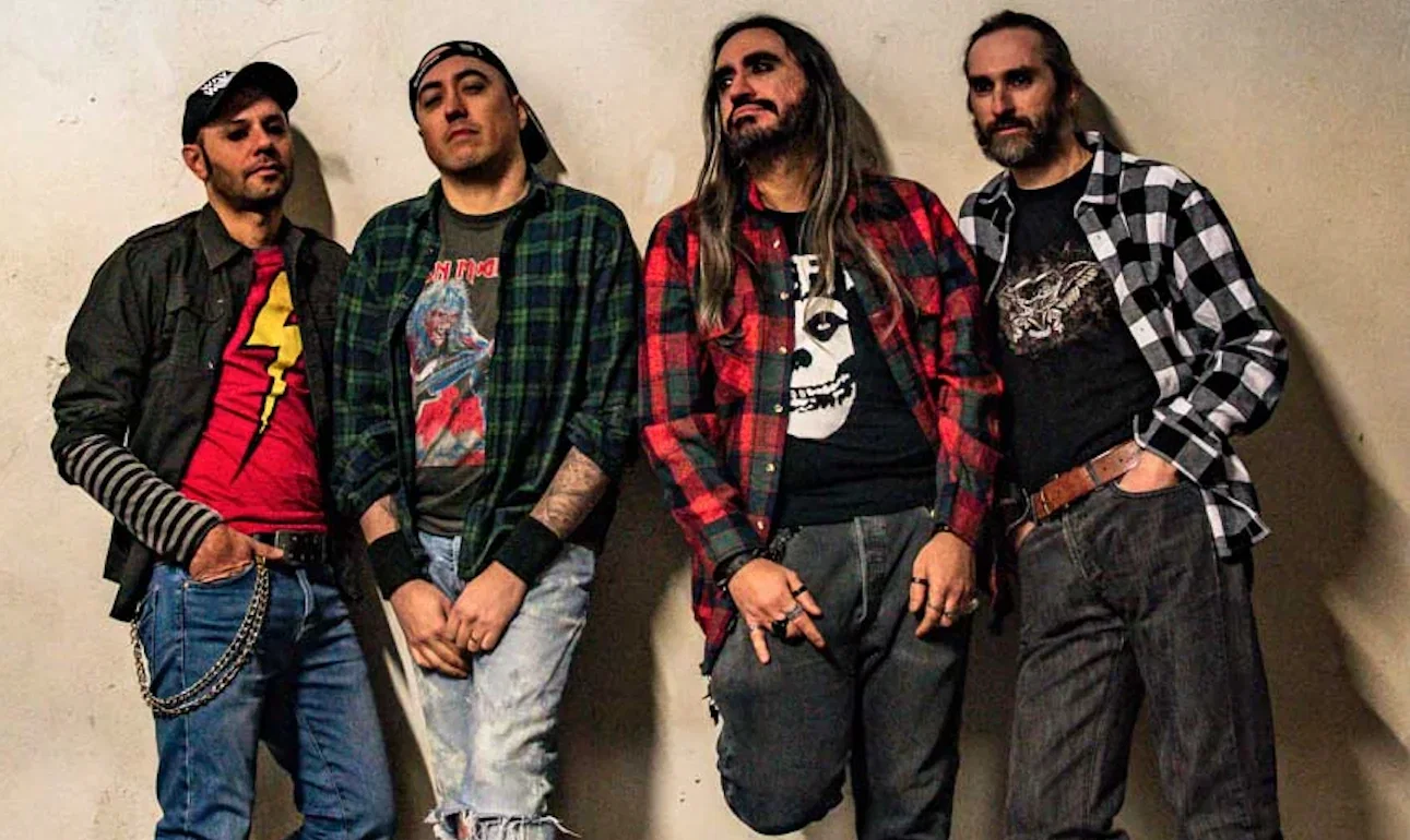 Unclosed Embrace: svelato l'artwork dell'omonimo album d'esordio e il singolo "The Broken Chair"