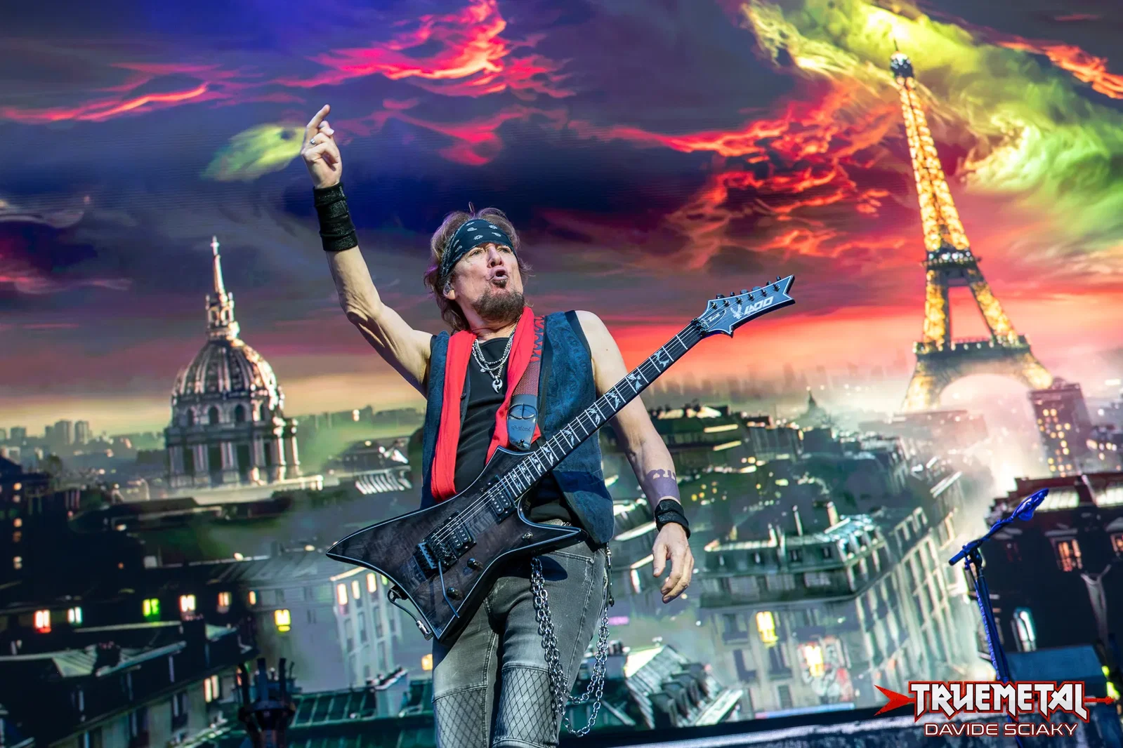 Iron Maiden: blackout mentre la band registra la data di Parigi