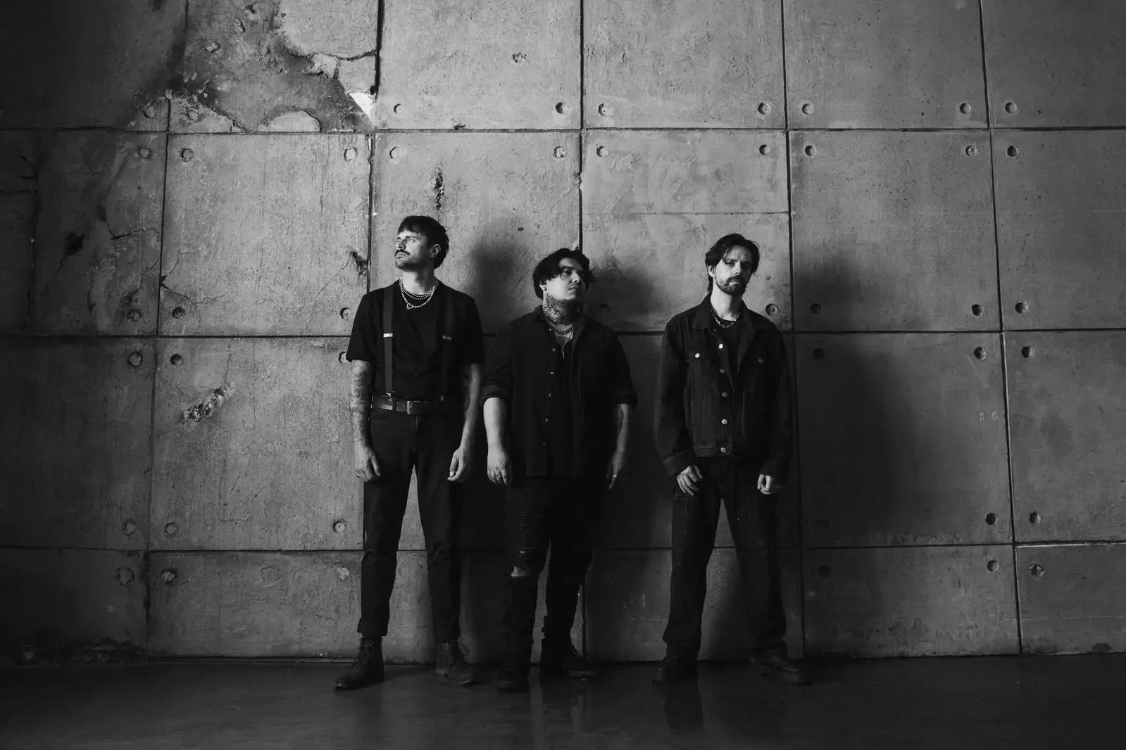Save Us: il videoclip della title-track del debut-album "Death to Something"