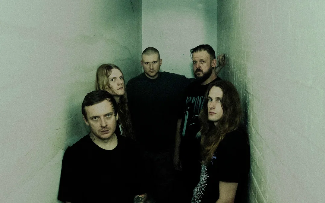 To The Grave: svelato il nuovo singolo "Life Among The Septics"