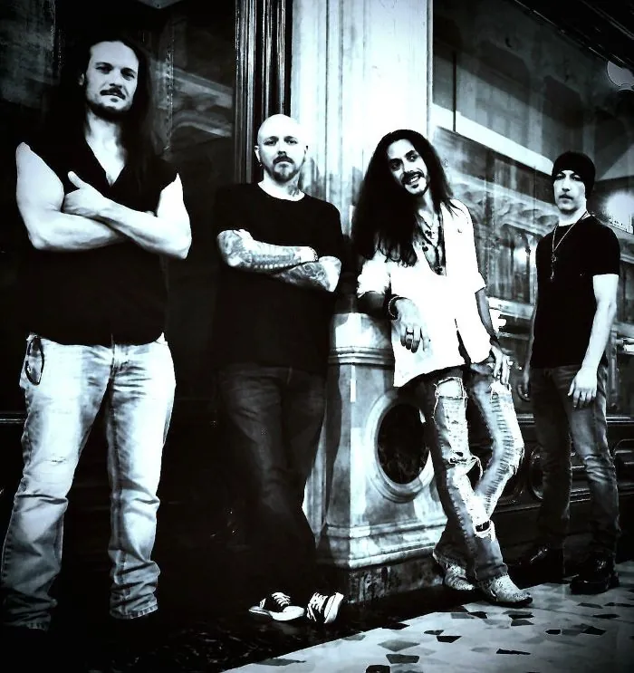 The Rock Alchemist: pubblicato il nuovo video della performance live "Passion Drives You Over"