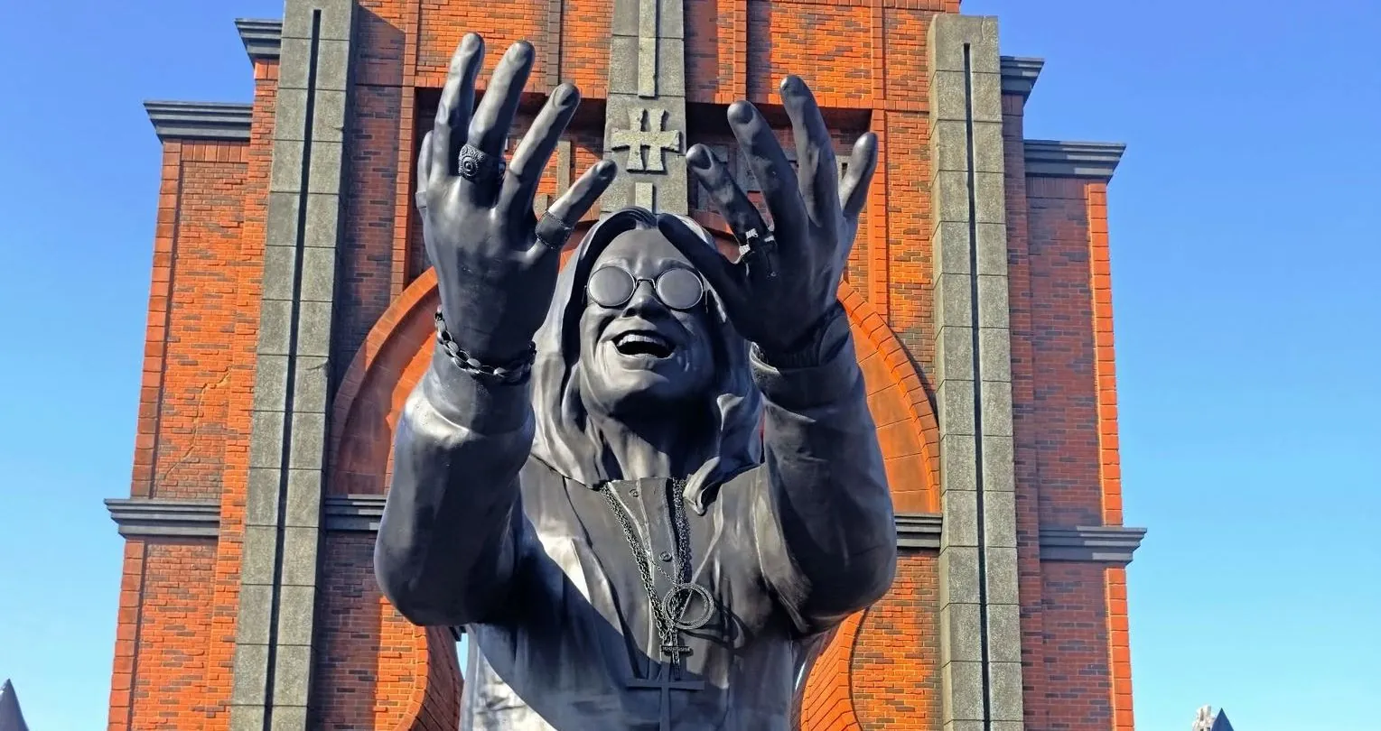 Ozzy Osbourne: svelata l'imponente statua dedicata al 'Principe delle tenebre' nell'edizione 2026 dell'Hellfest