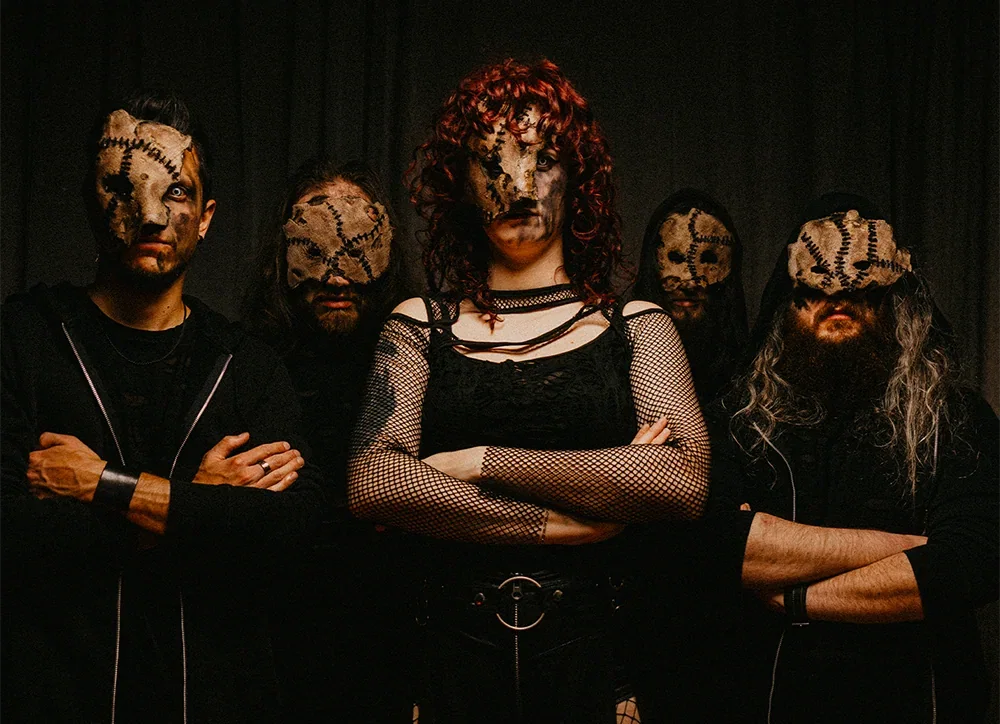 Avalance: guarda il video per il nuovo singolo "Rag Masks"