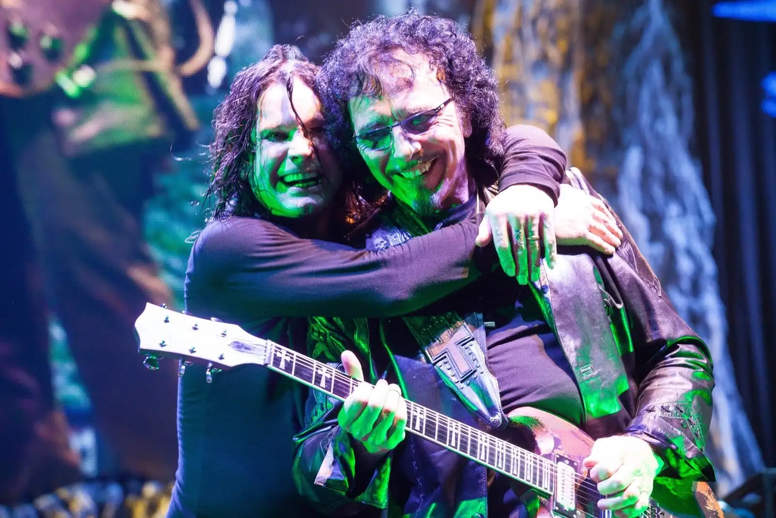 Black Sabbath: Tony Iommi ricorda Ozzy nell'anniversario della morte, "Mi manchi, mio caro amico"