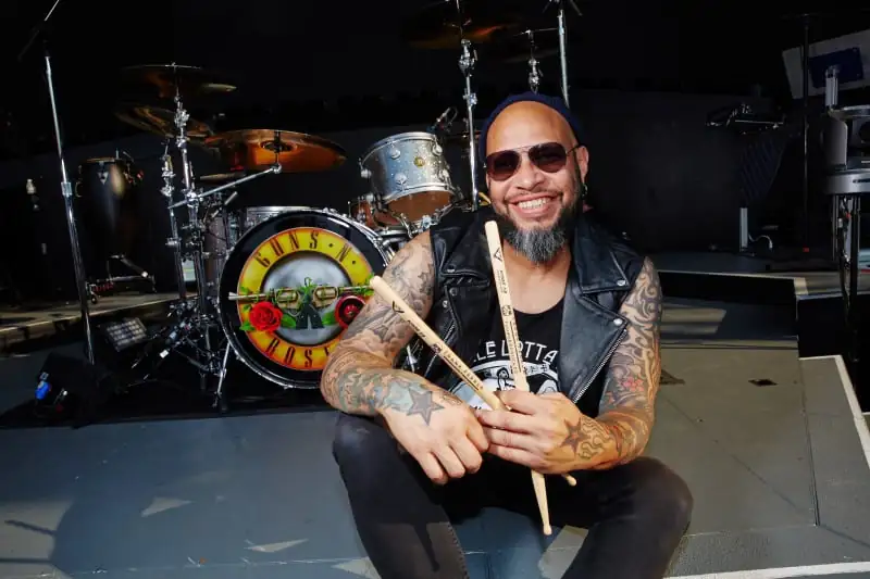 Guns N' Roses: Frank Ferrer, "La mia uscita dalla band? Un giorno con Axl ci incontreremo di nuovo"
