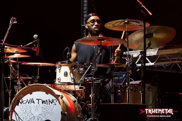 02_NOVA_TWINS_2026_BOLOGNA