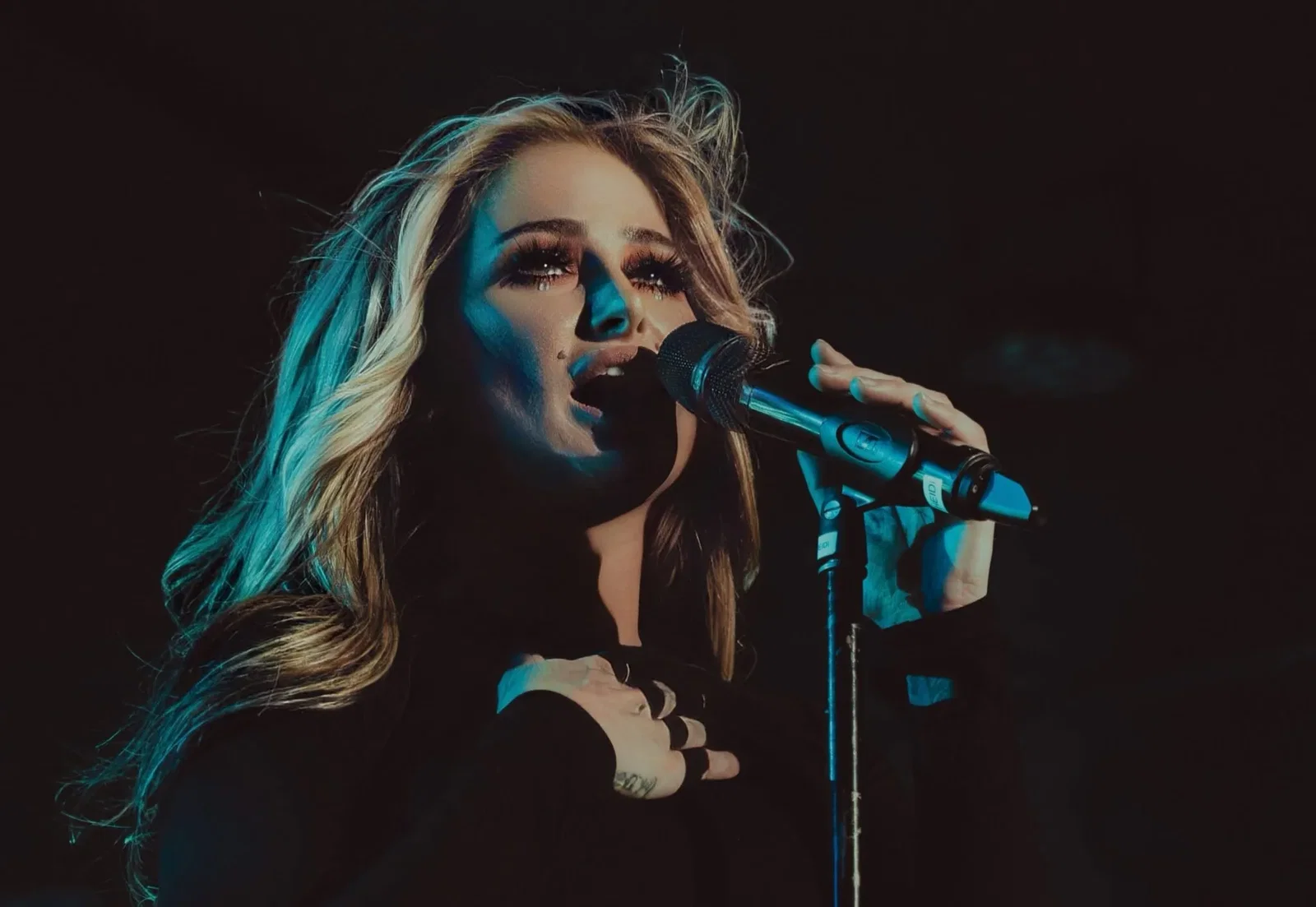 Butcher Babies: pubblicato il videoclip di "Leaving California"