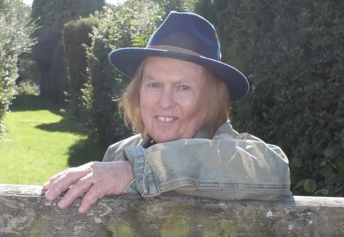 Slade: Dave Hill rivela la title track del suo album solista "Dirty Foot Lane"