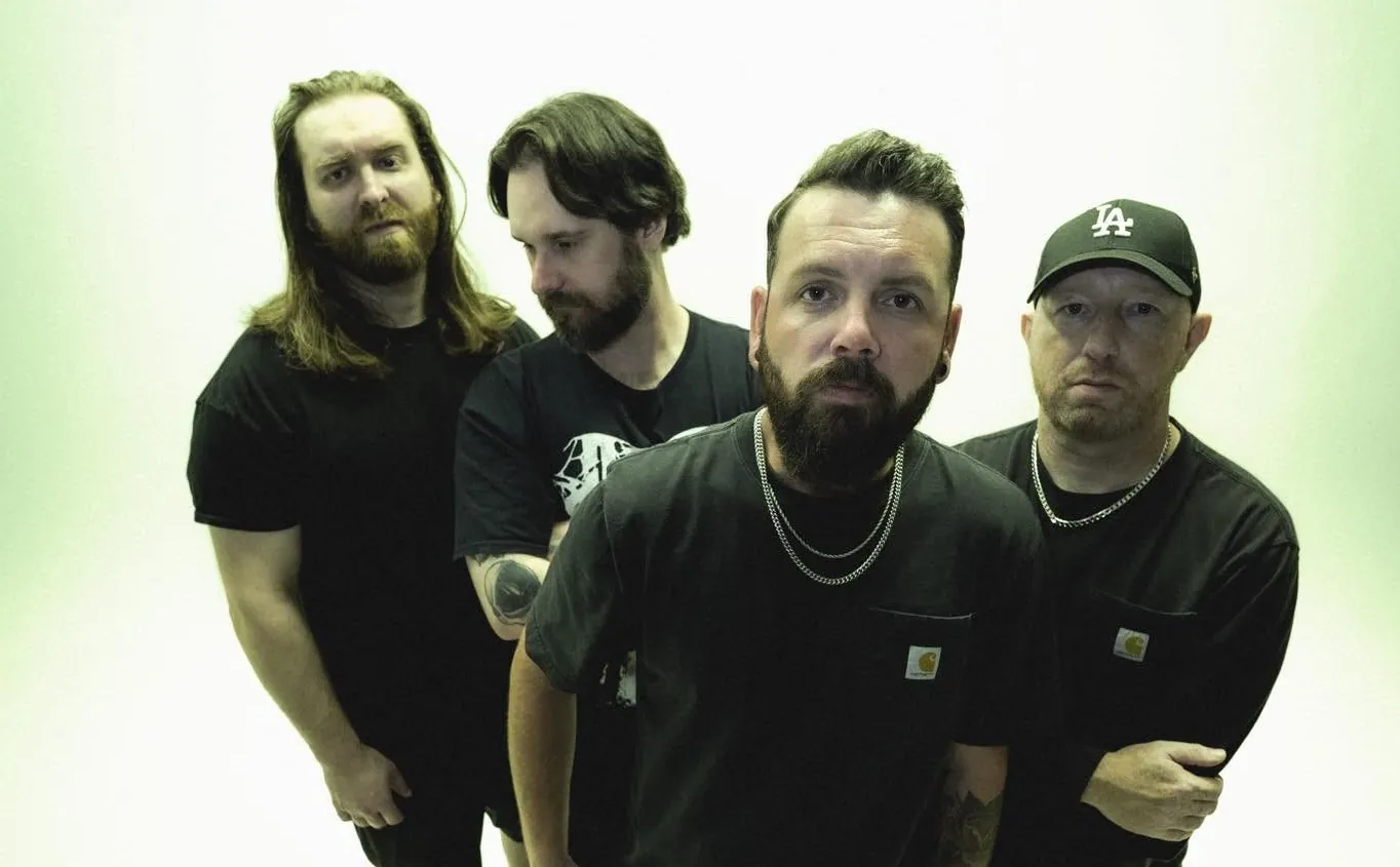Light The Fire: firma con Seek And Strike, il video del primo singolo del nuovo EP