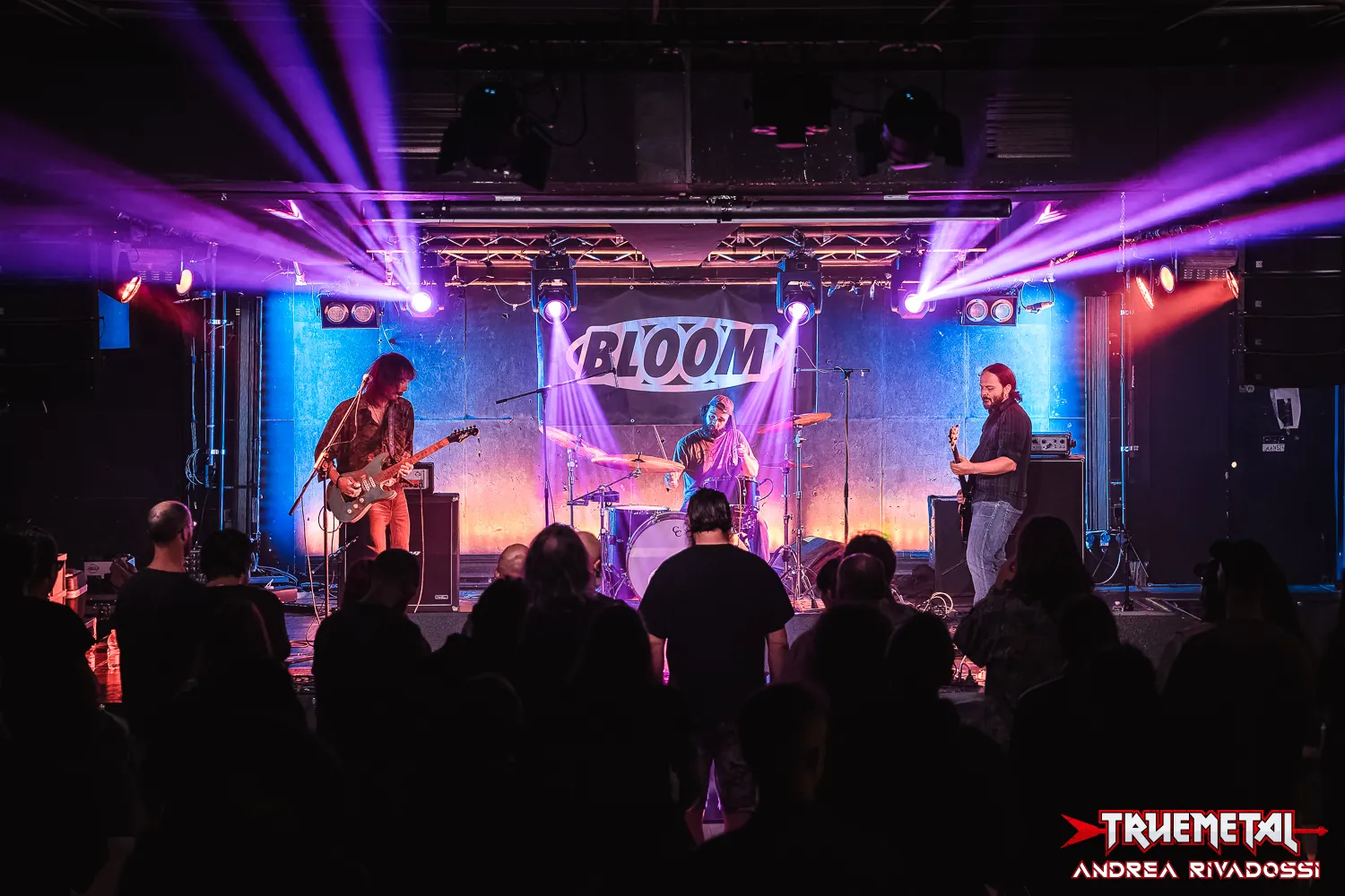 Photo Report: Humulus + Mondo Drag + Early Moods @ Bloom Mezzago (MB) – 03/10/2026