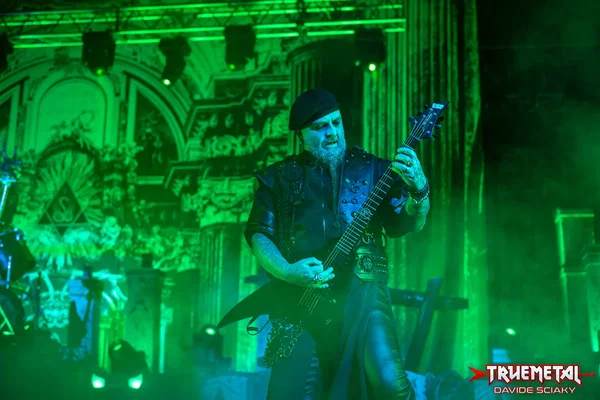 Dimmu Borgir-4
