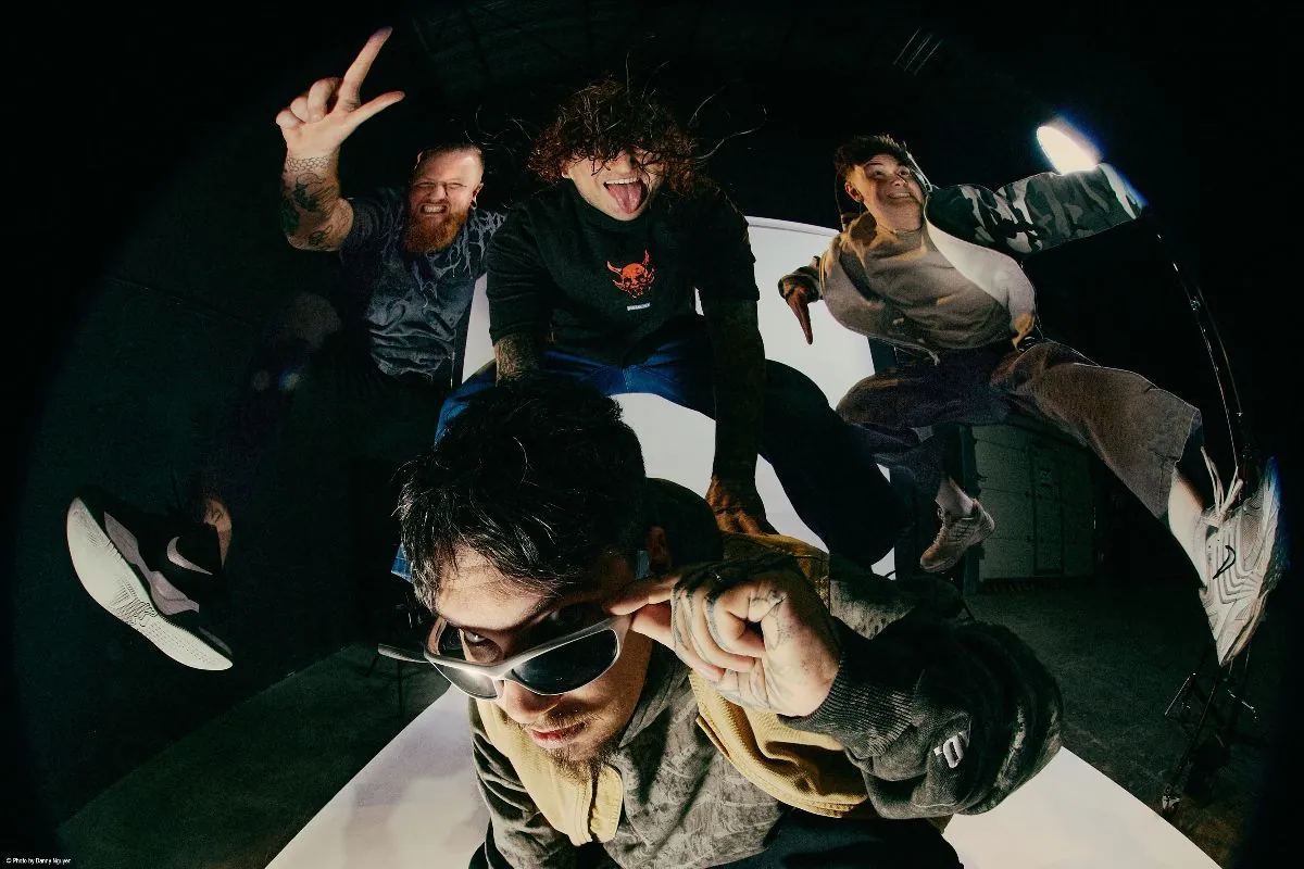 Distant: pubblicato il nuovo singolo "The Shallow Gaze" feat. Darius Tehrani
