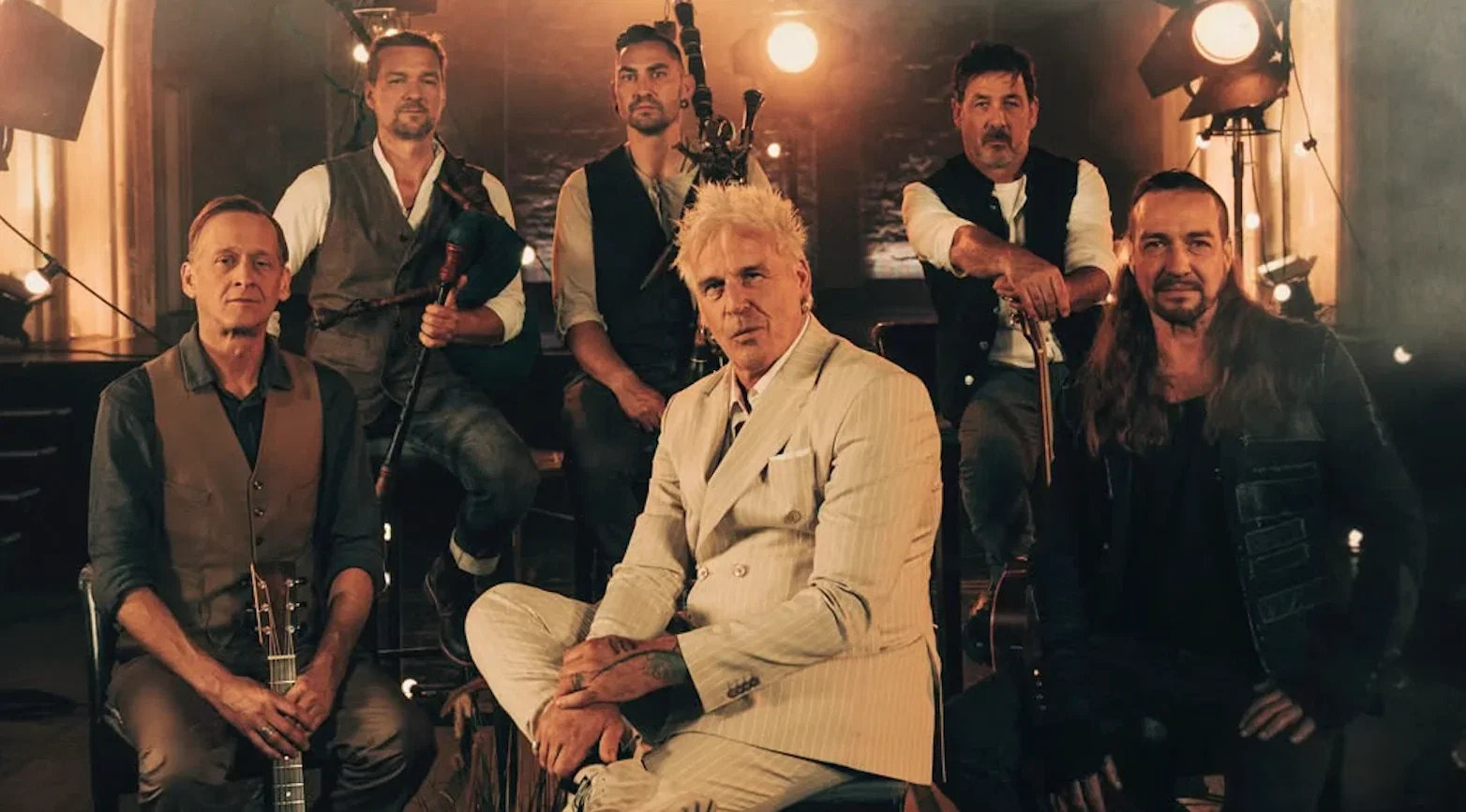 In Extremo: annunciato il nuovo album "Tranquilo II", ascolta il nuovo singolo"Sternhagelvoller"
