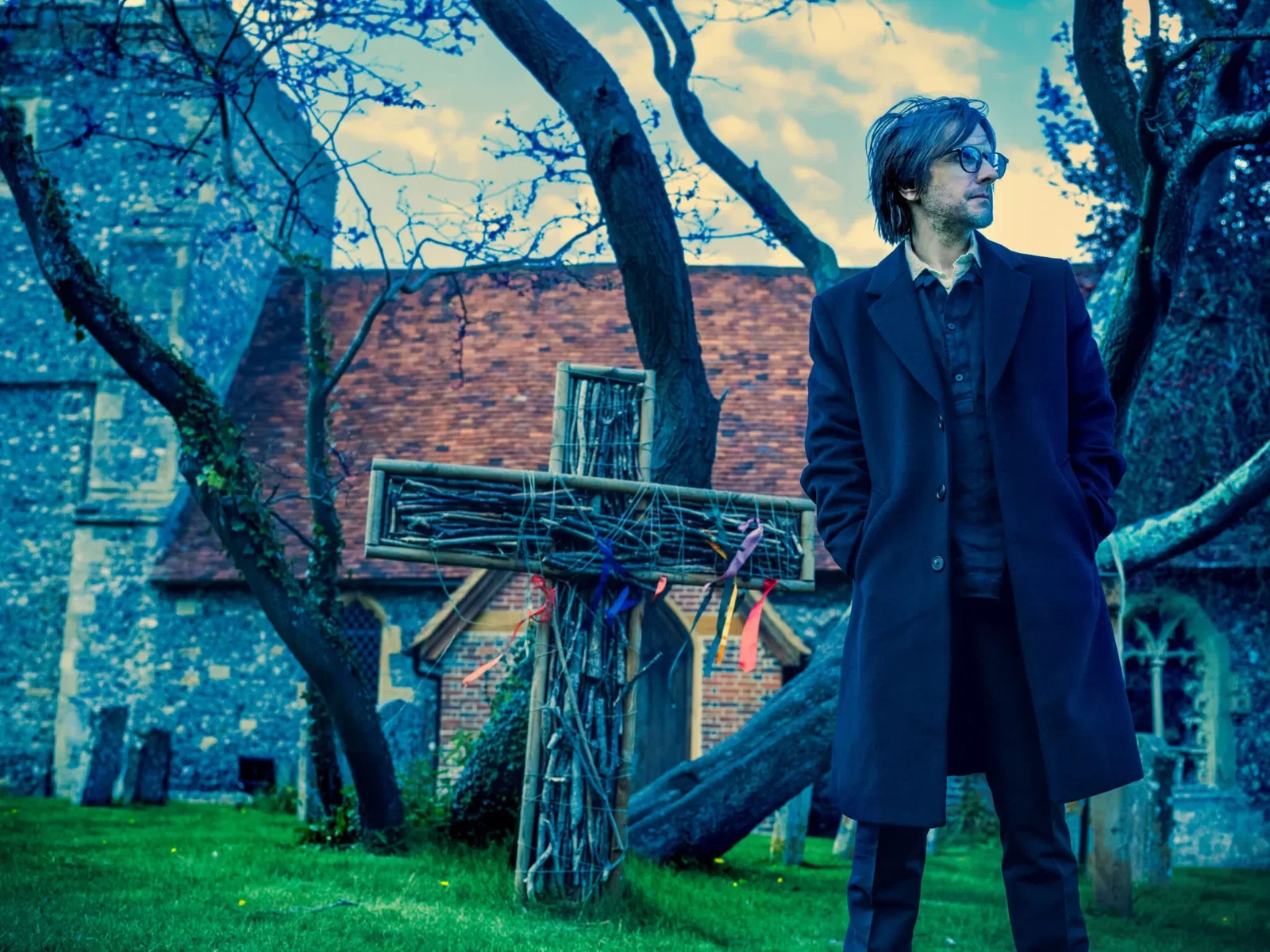 Steven Wilson: il nuovo singolo "A Basket of Bees", video